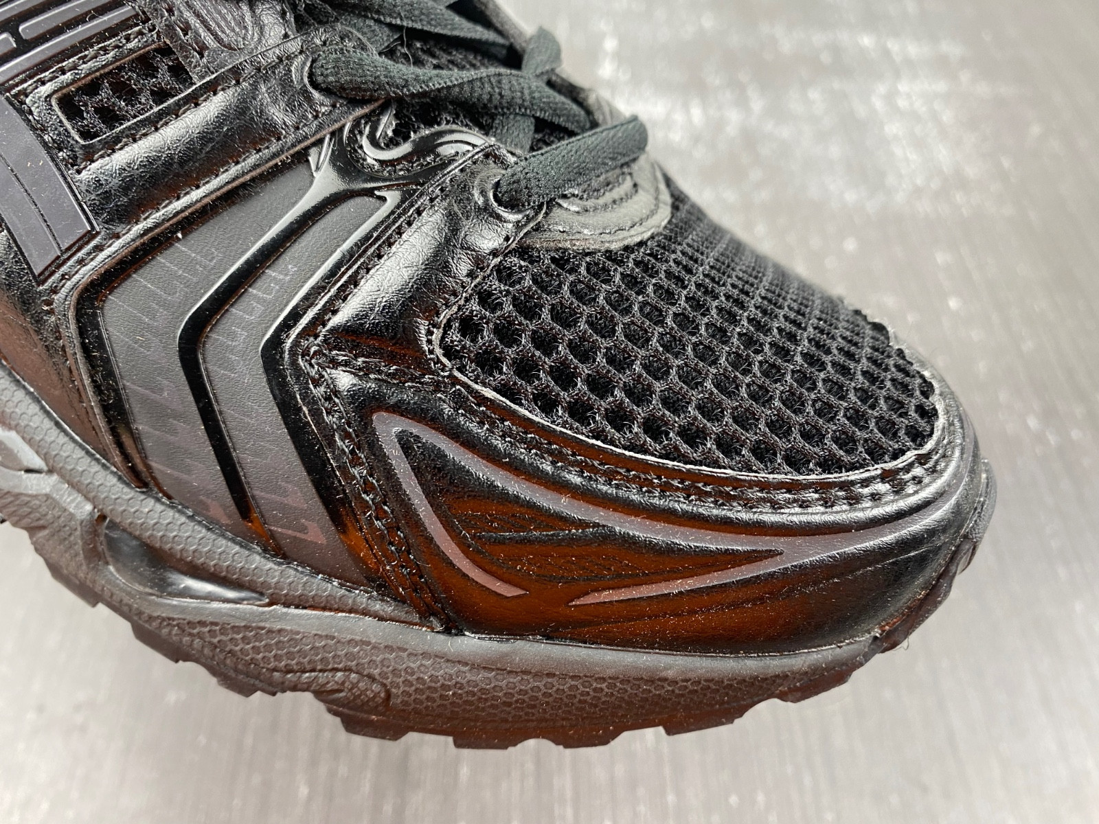 As*ic*s gel-kayano 14  1201a019-001
