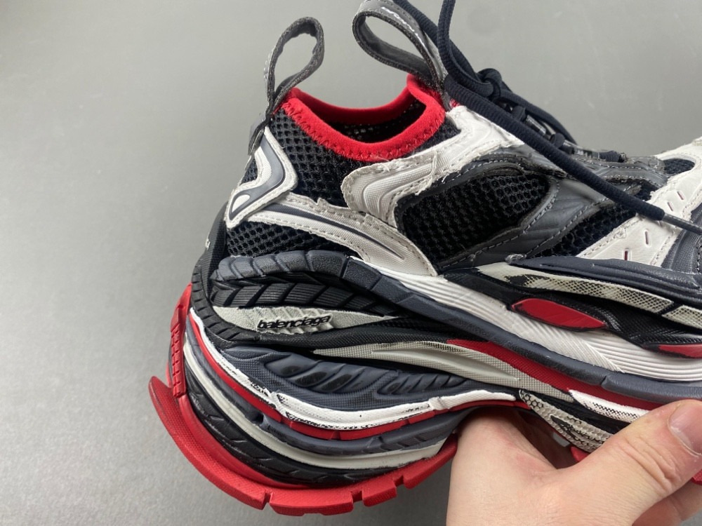 Balenciaga Sneaker 821137 WPLTF 1160