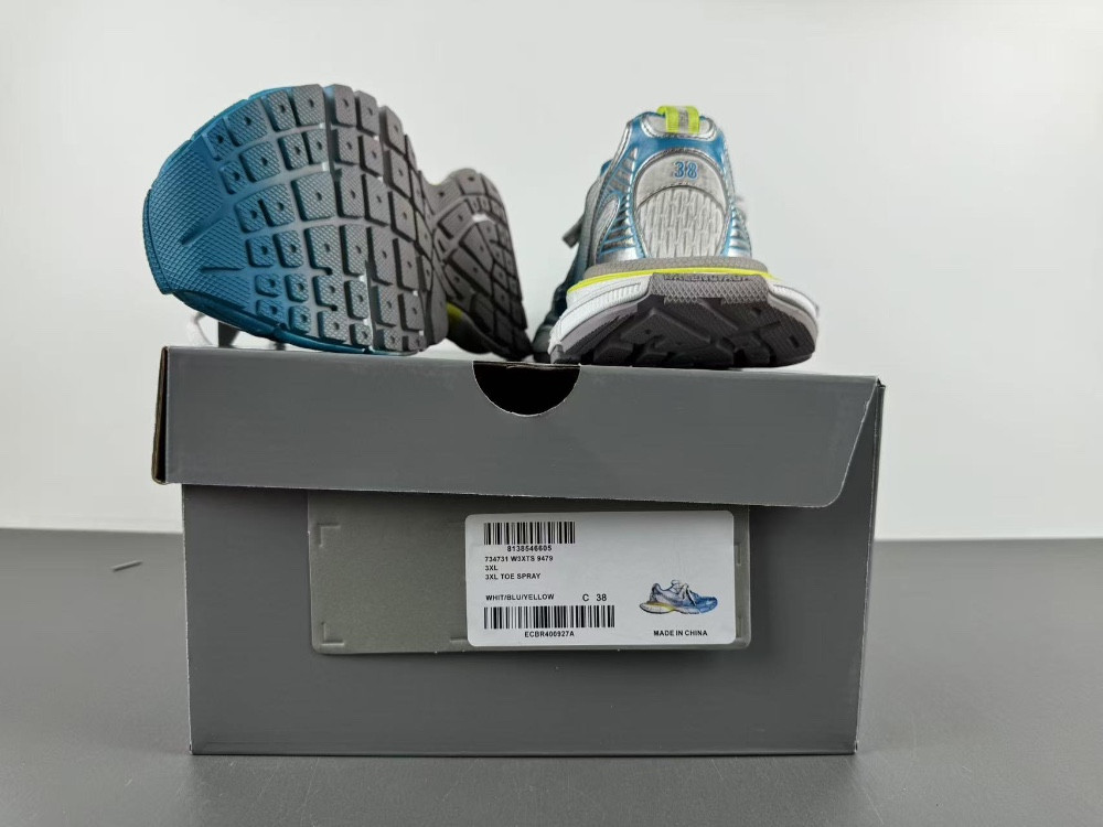 Balenciaga Sneaker 734731 W3XTS 9479