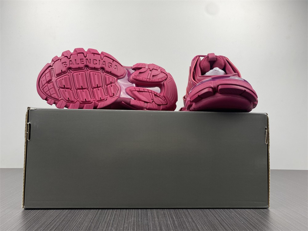 Balenciaga track 653813 W3CP3 5600