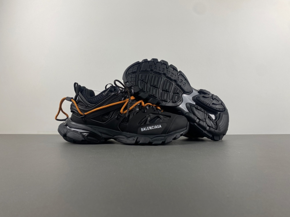 Balenciaga track 800592 WTRHK 1000