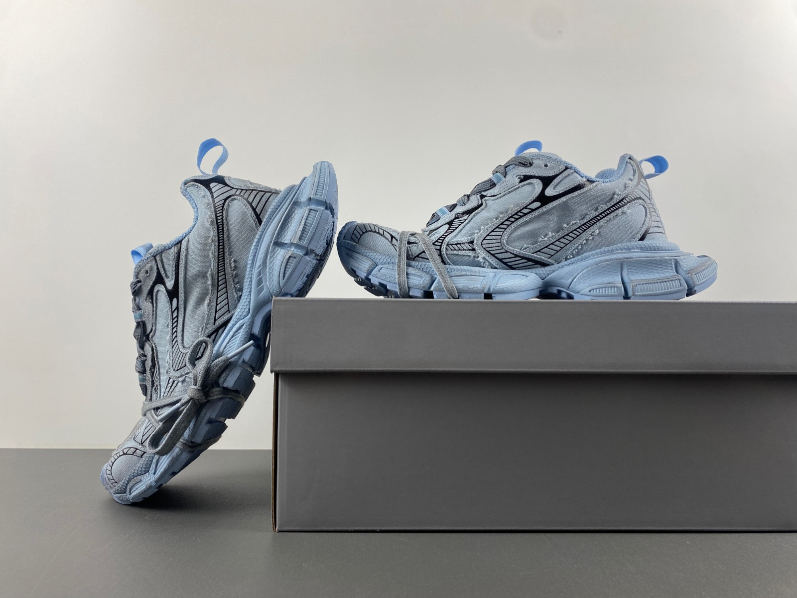 Ba*len*cia*ga phantom sneaker 734731 w3xdc 4000