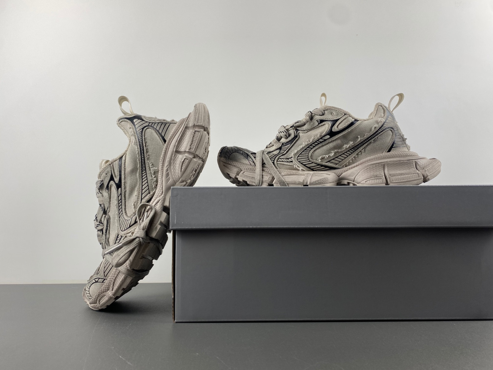 Ba*len*cia*ga phantom sneaker 734731 w3xdc 4001