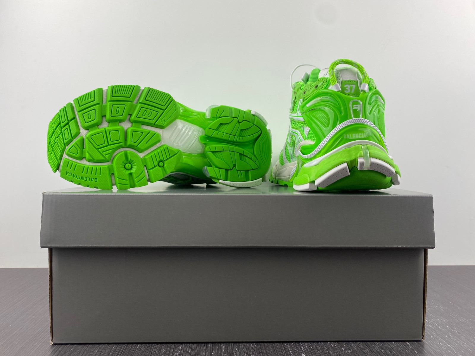 Ba*len*cia*ga runner 677402 w3rbm 3590