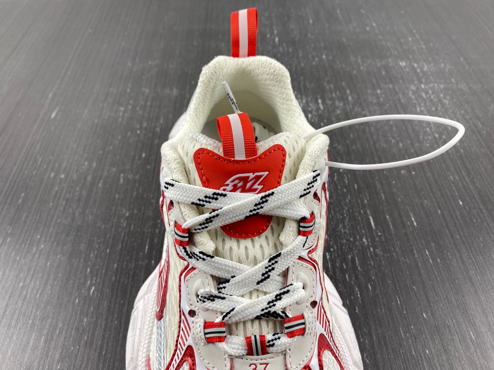 Ba*len*cia*ga 3xl  734733 w2rg3 1203