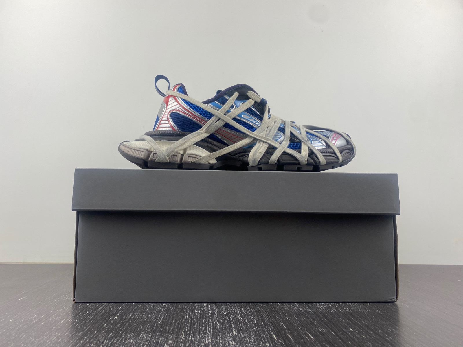 Ba*len*cia*ga phantom sneaker 778698 w3xll 0525