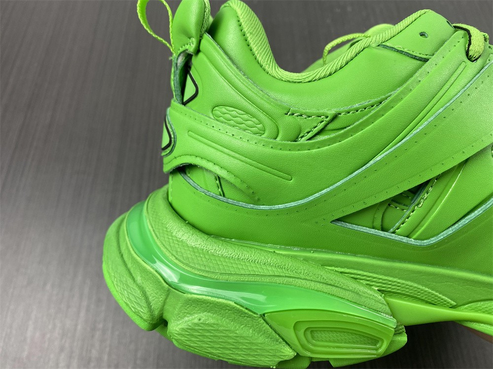 BLCG Track 3.0 542023 W2LB1 3051