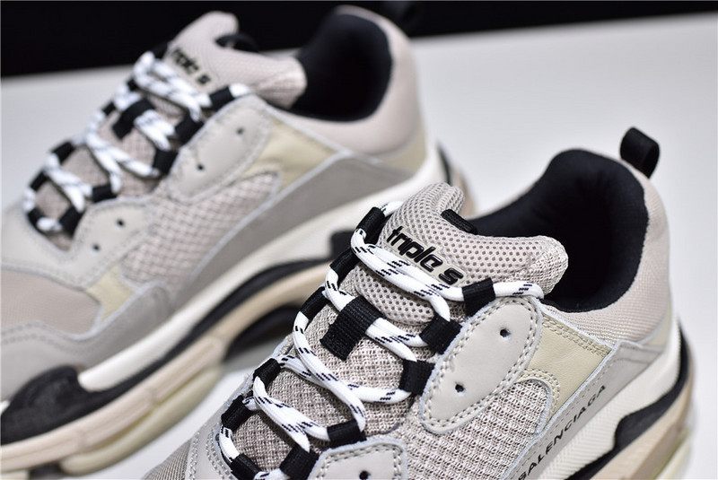 BLCG Triple S 541624 W0901 1900