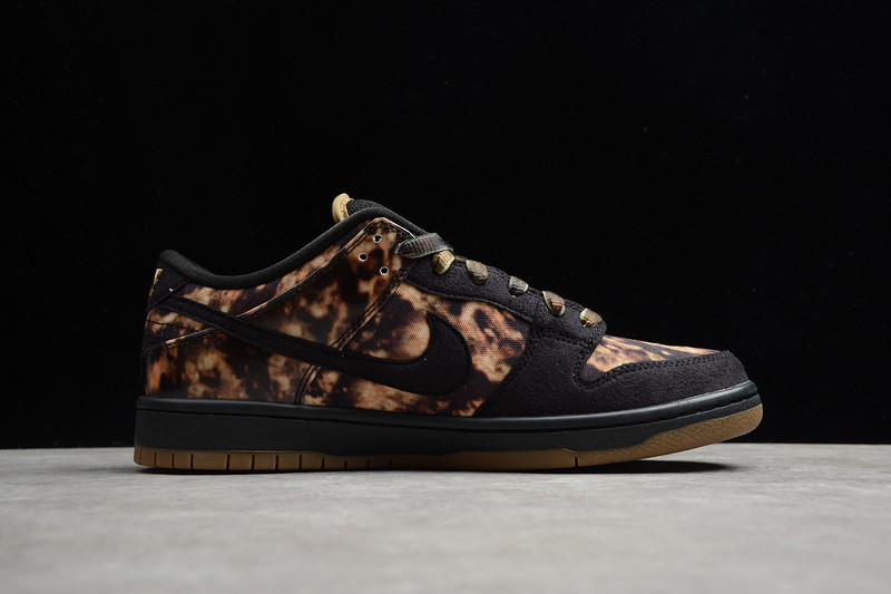 Nike SB Dunk Low Premium "Pushead 2" 536356-002