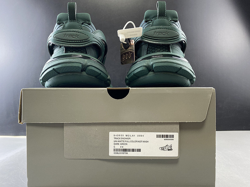 BLCG Track 3.0 542023-W2LA1-3004