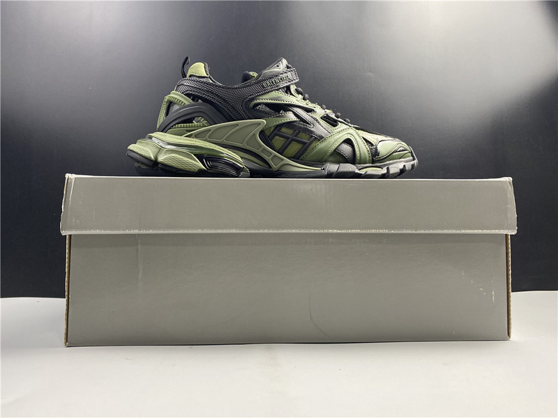 BLCG Track 2.0 568614-W3AE1-2311