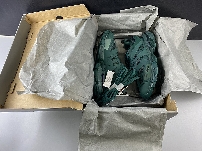 BLCG Track 3.0 542023-W2LA1-3004