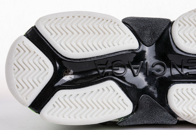 BLCG TRIPLE S 483513-W06E1