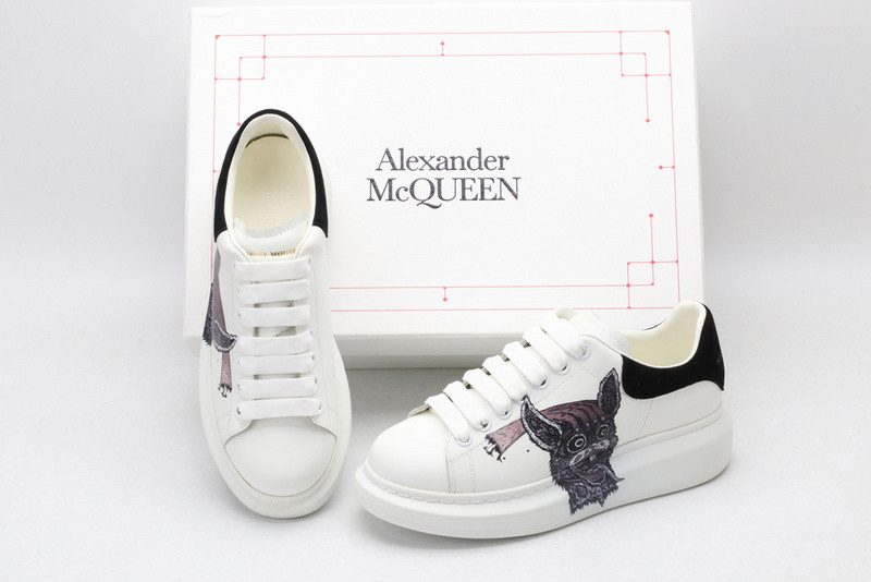 MQ Sneakers