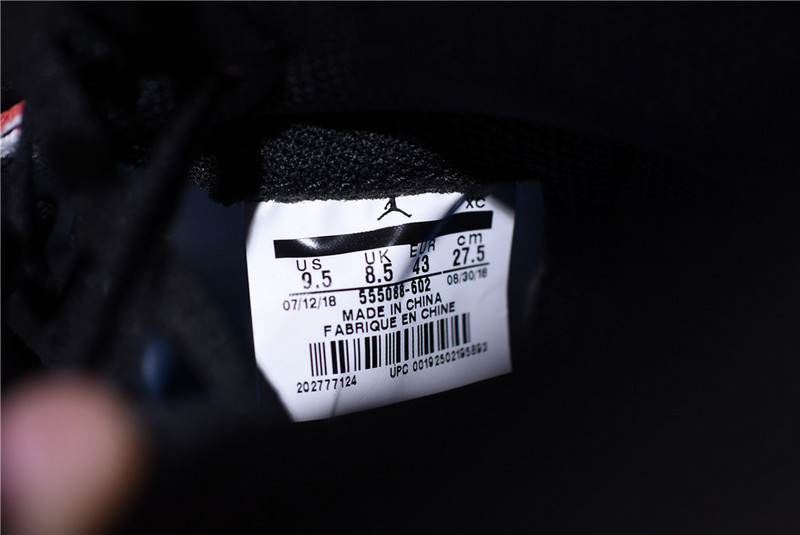 Air Jordan Retro 1 High Spider-man Origin Story 555088-602