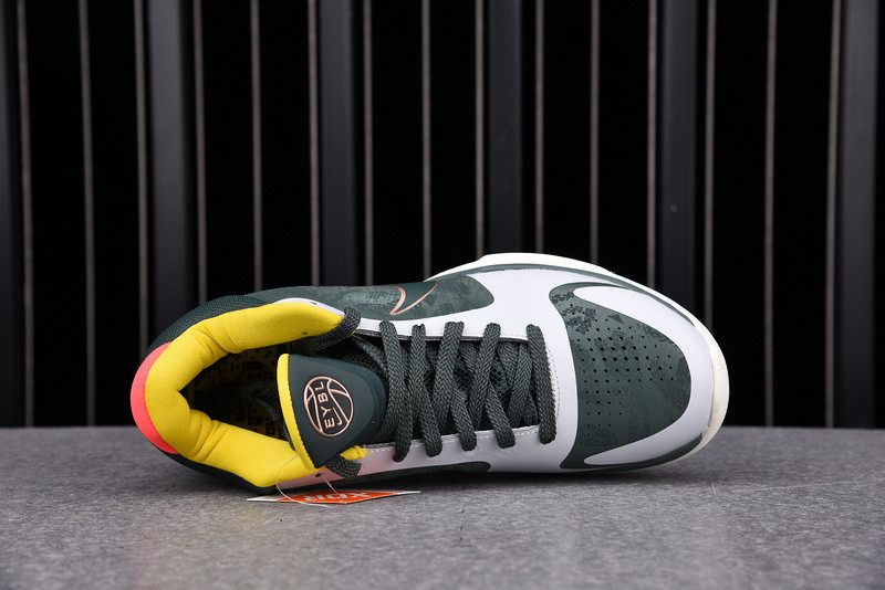 Nike Kobe 5 Protro EYBL “Forest Green” CD4991-300