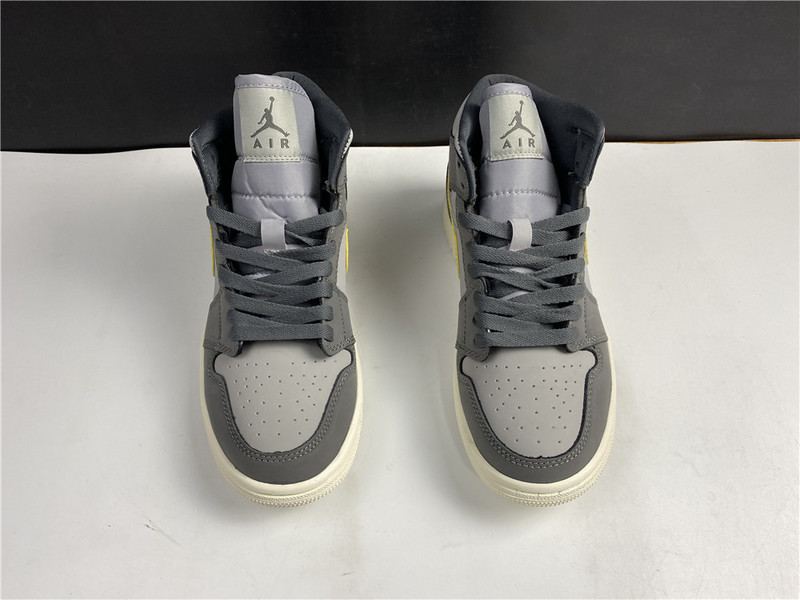 Air Jordan 1 Mid Grey Onyx (W) BQ6472-020