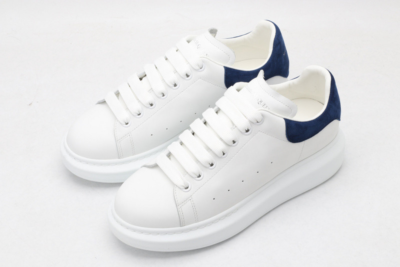 Alexander McQueen Sneakers 587691WHX12K9086