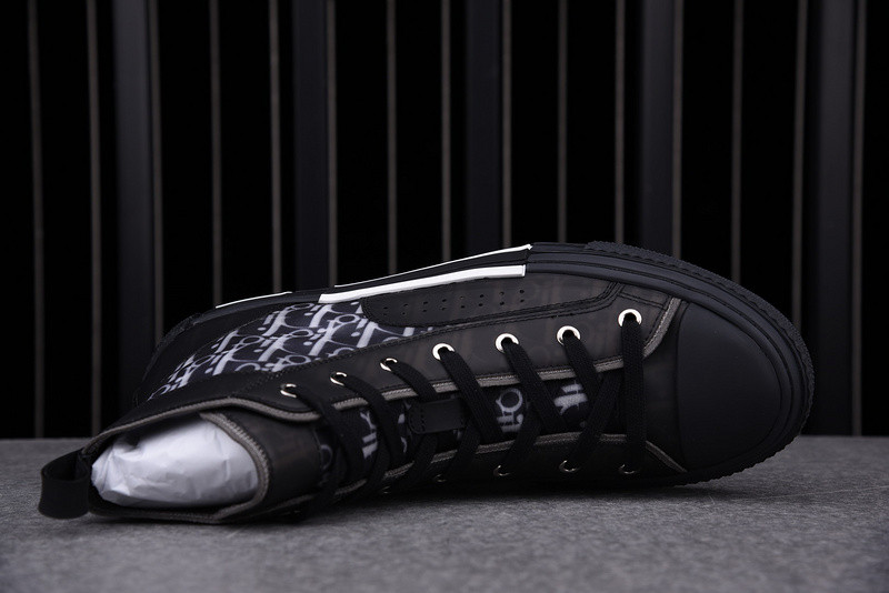 DR B23 High Top Canvas Oblique Black 3SH118YJP_H960