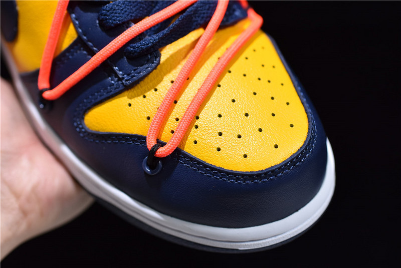 OF x Nike Dunk Low Michigan CT0856-700