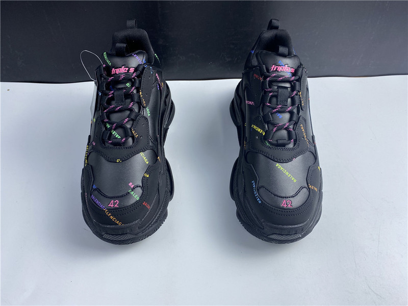 BLCG Triple S 542039-W2FA1-1210