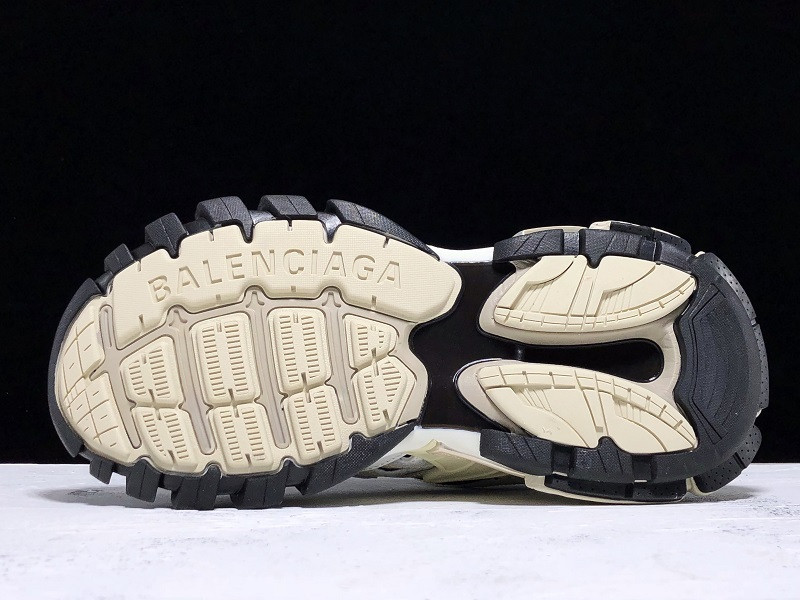 BLCG Track 2.0 570391-W2GN9-2009