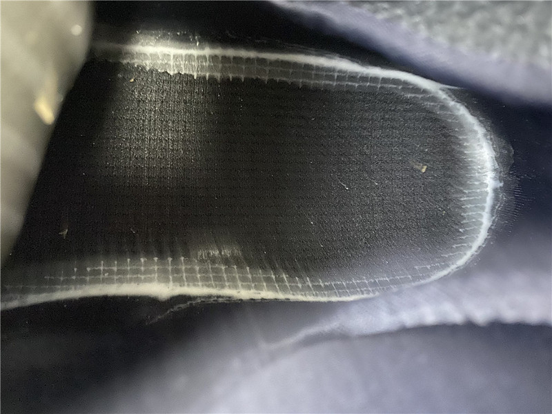 Nike Air Foamposite One Beijing Planet Hoops CW6769-930