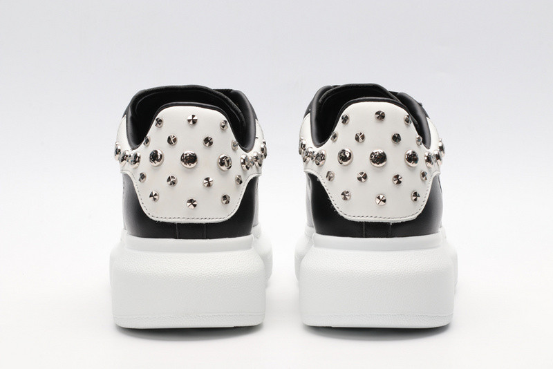 Alexander McQueen Sneakers 553776WHGP51070