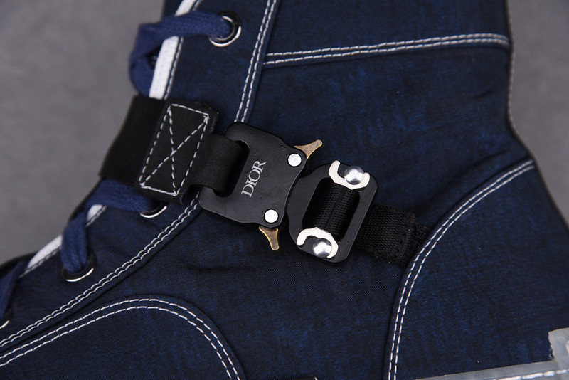 DR B23 High Top Sneaker