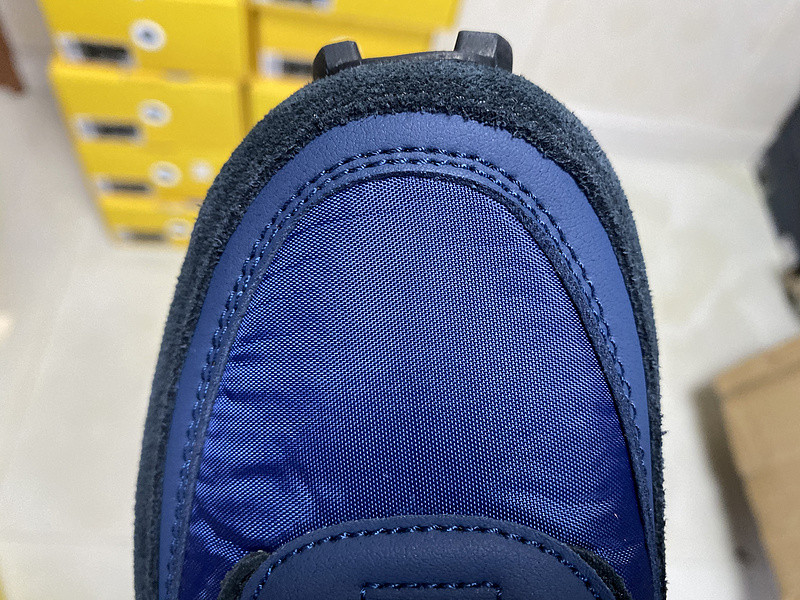 Sacai x Nike LVD Waffle Daybreak BV0073-401