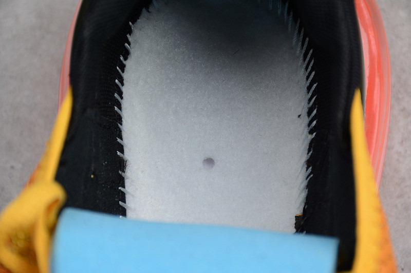 NIKE mens Air Max 270 "TIGER" black/ university gold AH8050-004