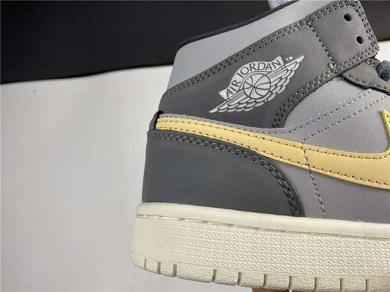 Air Jordan 1 Mid Grey Onyx (W) BQ6472-020