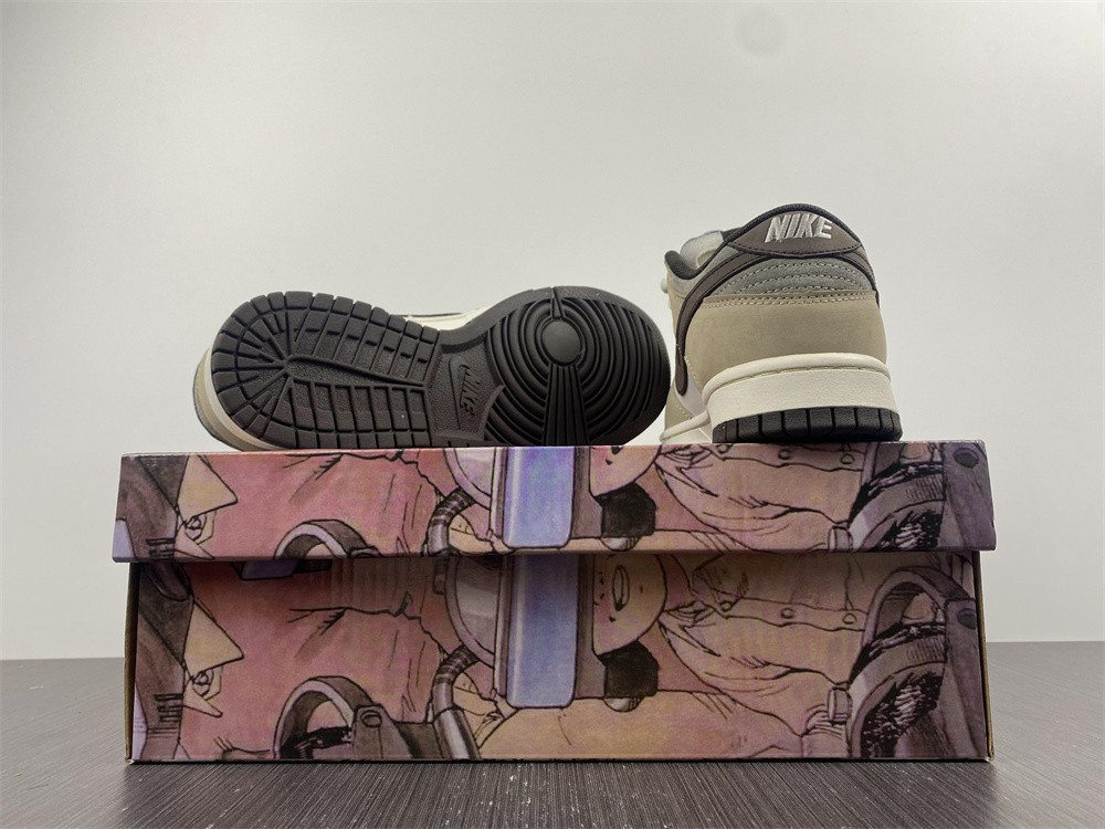 Otomo Katsuhiro x Nike SB Dunk Low Steamboy OST White Brown LF0039-002