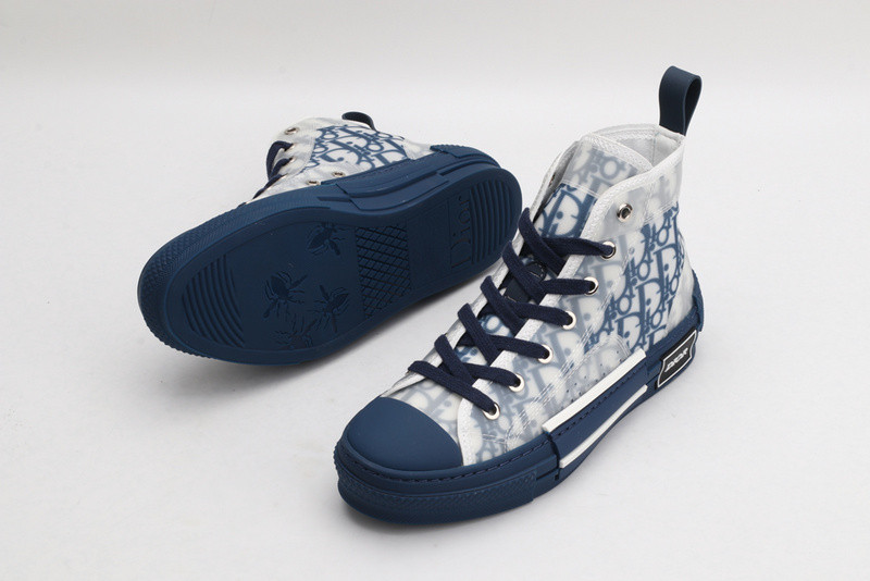 DR B23 High Top Sneaker