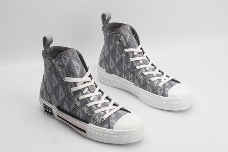 DR B23 High Top Sneaker