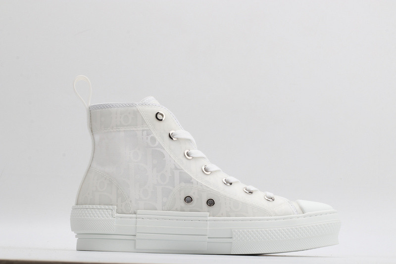 DR B23 High Top Sneaker