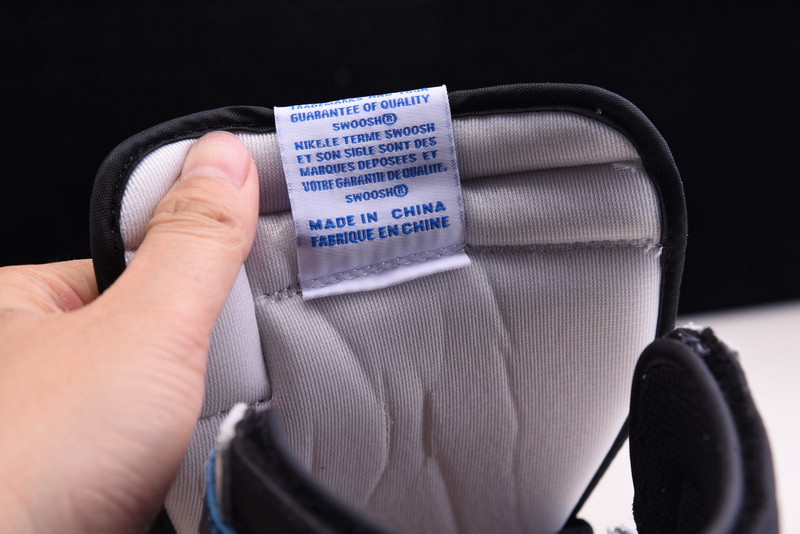 Travis Scott × Fragment × Nike Air Jordan 1 Retro High OG SP DH3227-105