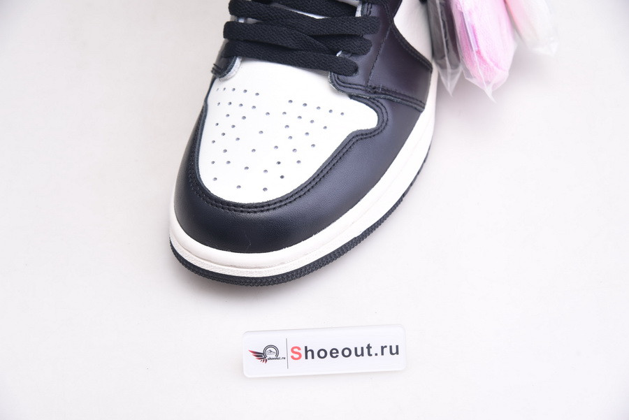 Air Jordan 1 Retro High OG Dark Mocha 555088-105