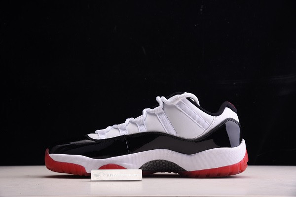 Air Jordan 11 Retro Low Concord Bred AV2187-160