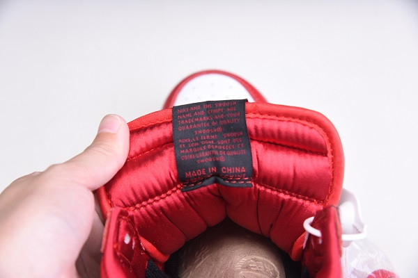 Air Jordan 1 High OG WMNS “Satin Snake” CD0461-601