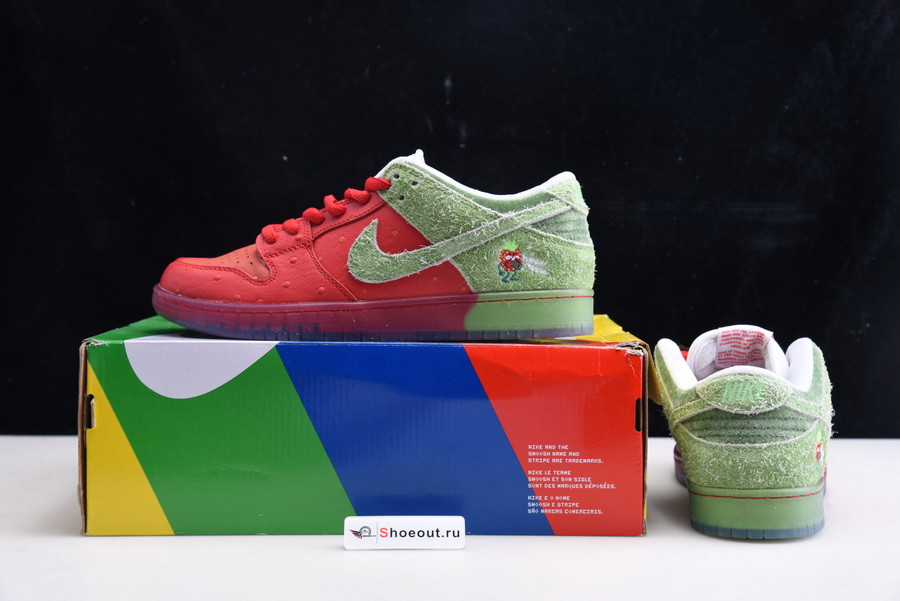 Nike SB Dunk Low “Strawberry Cough” CW7093-601