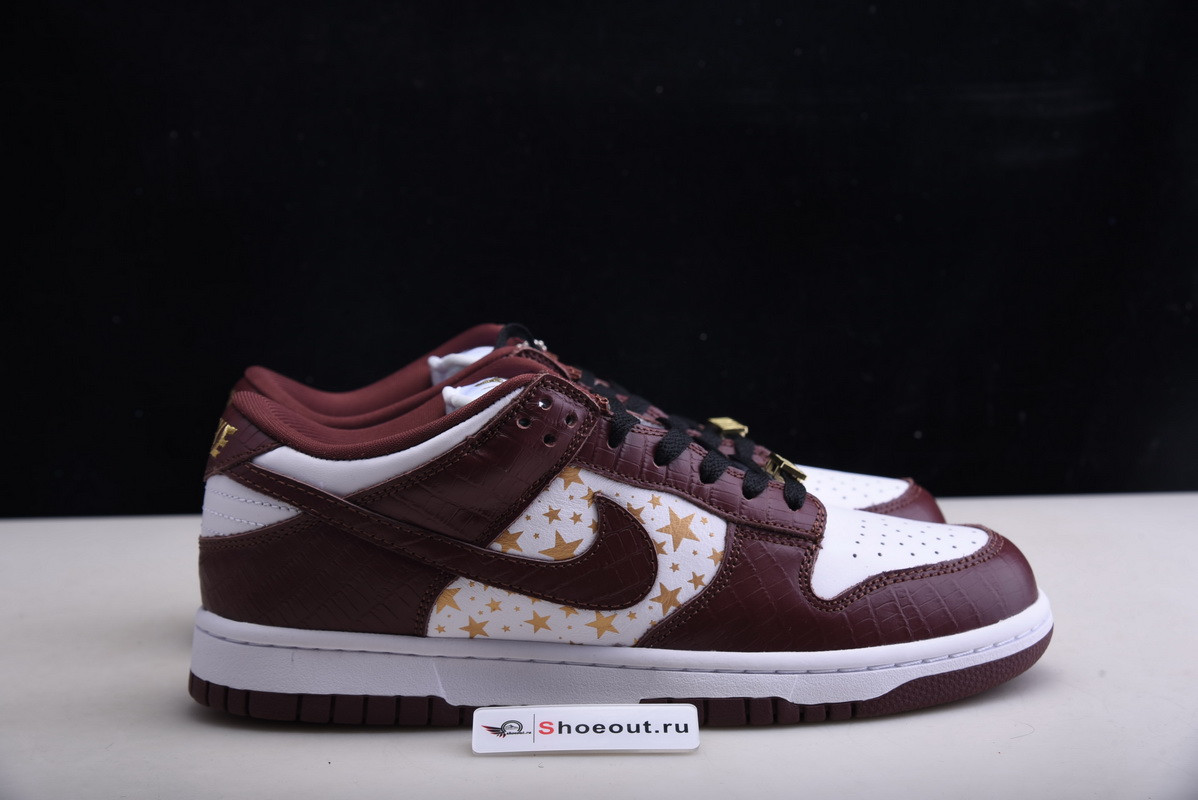 Sup x Nike SB Dunk Low “Stars” DH3228-103