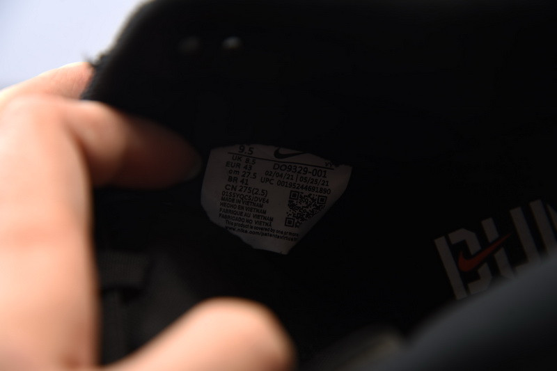 Undefeated x Nike Dunk Low DO9329-001