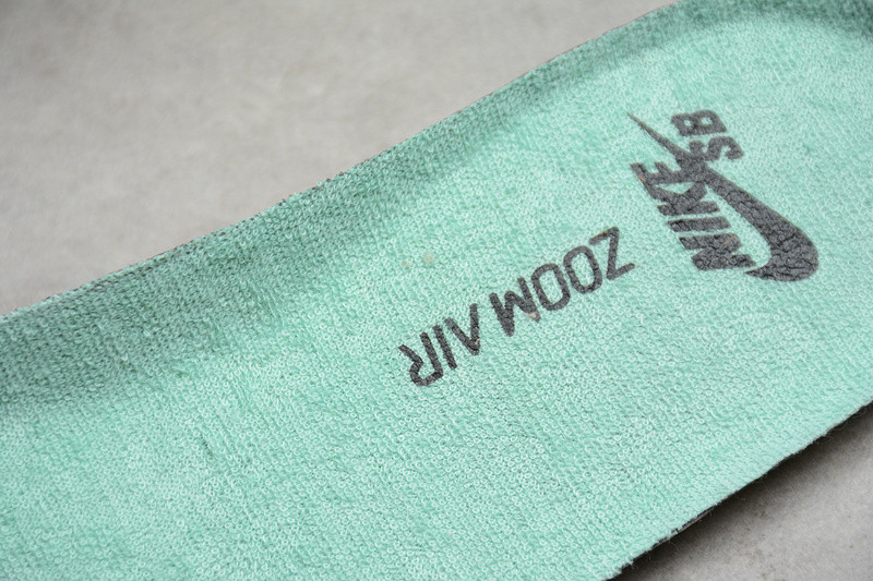 Di*m*nd x nike sb dunk low bv1310-100