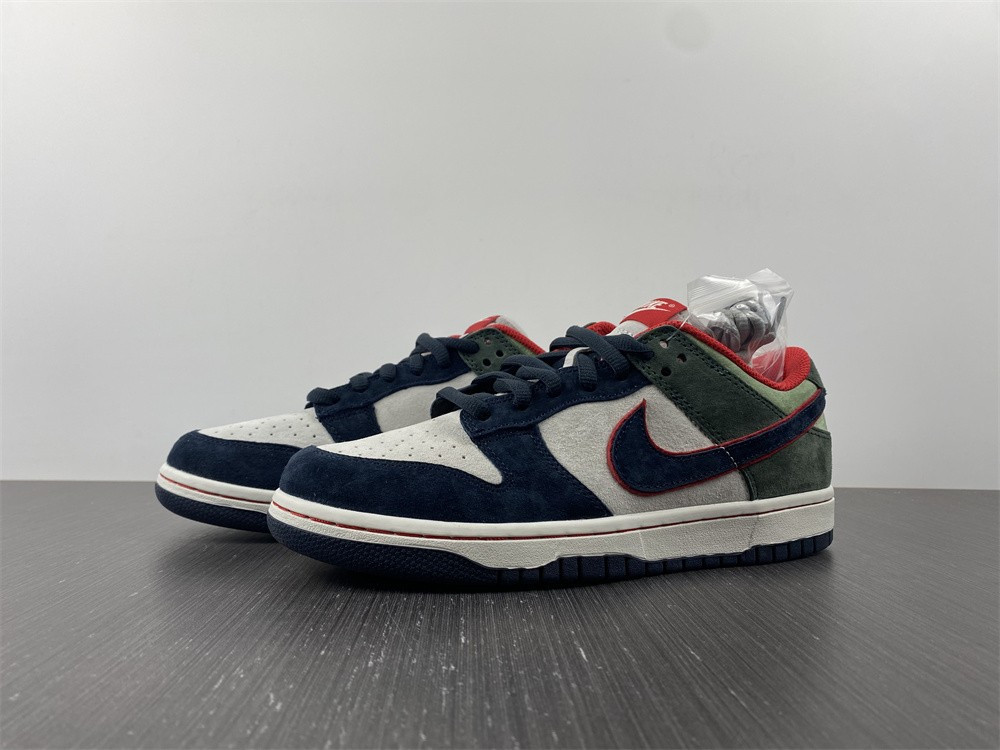 Otomo Katsuhiro x Nike SB Dunk Low Steamboy OST LF0039-004