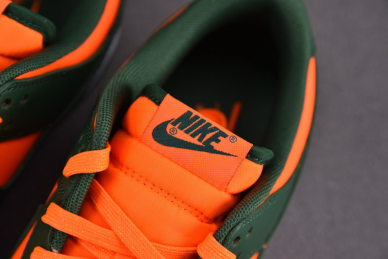 Nike Dunk Low “Miami Hurricanes” DD1391-300