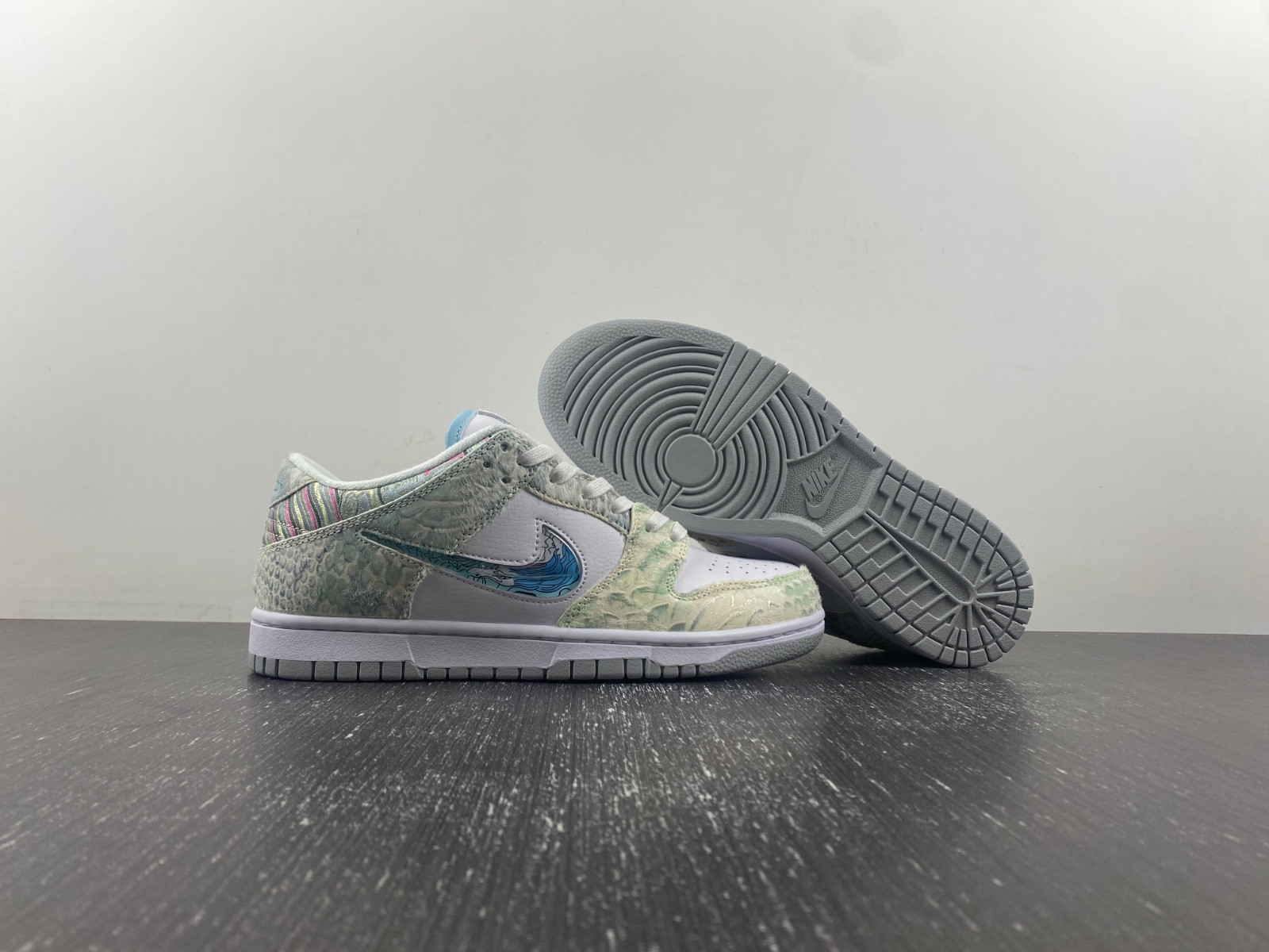 Nike Dunk Low DV0831-101
