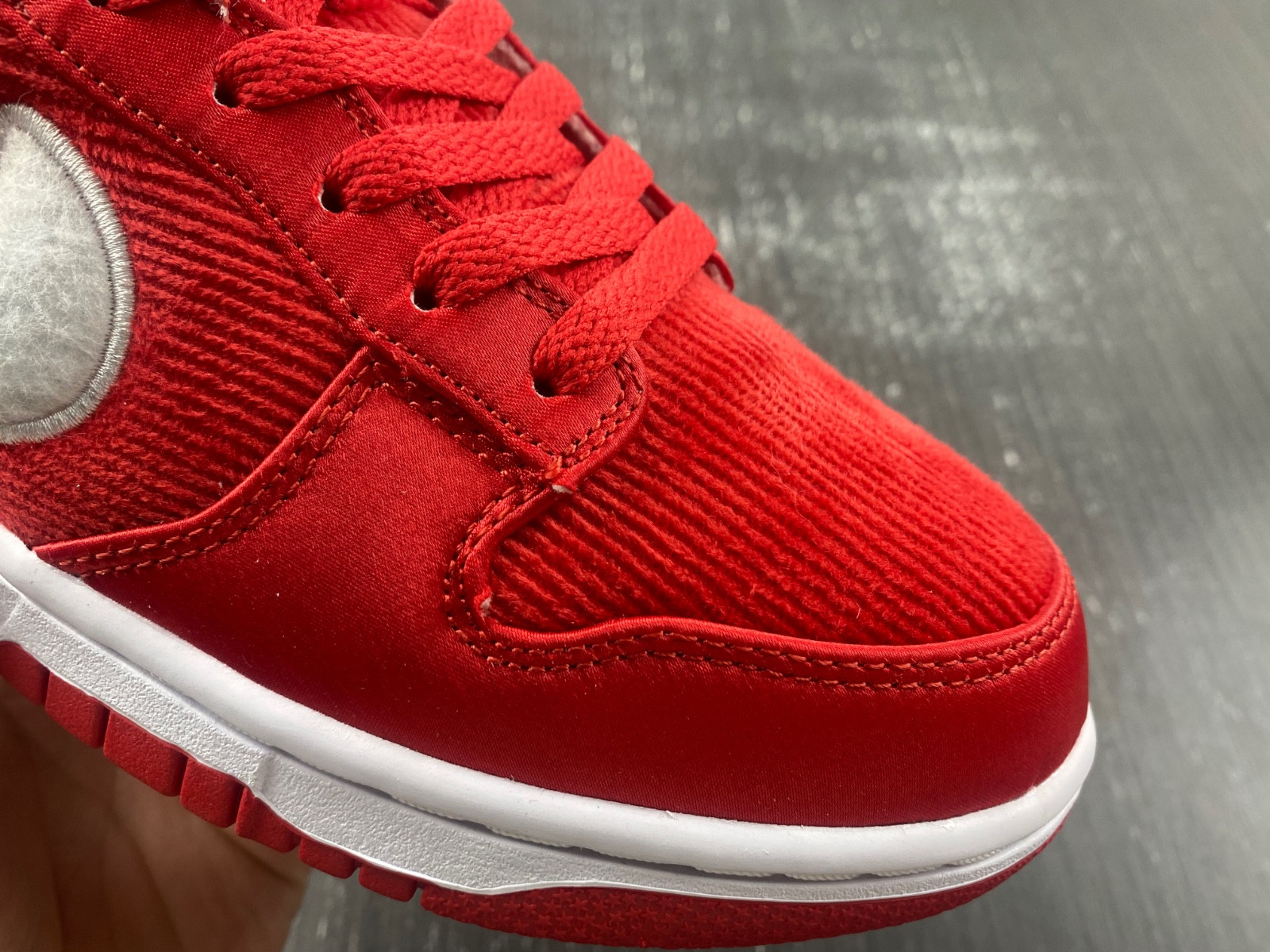 Nike Dunk Low GS “Valentine