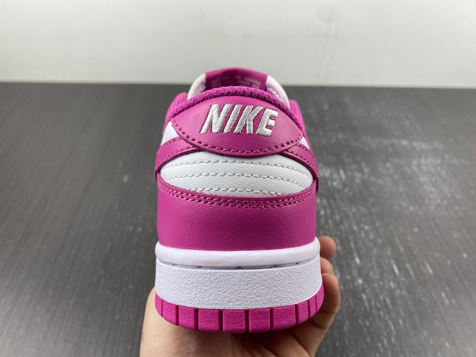 Nike Dunk Low GS “Active Fuchsia” FJ0704-100