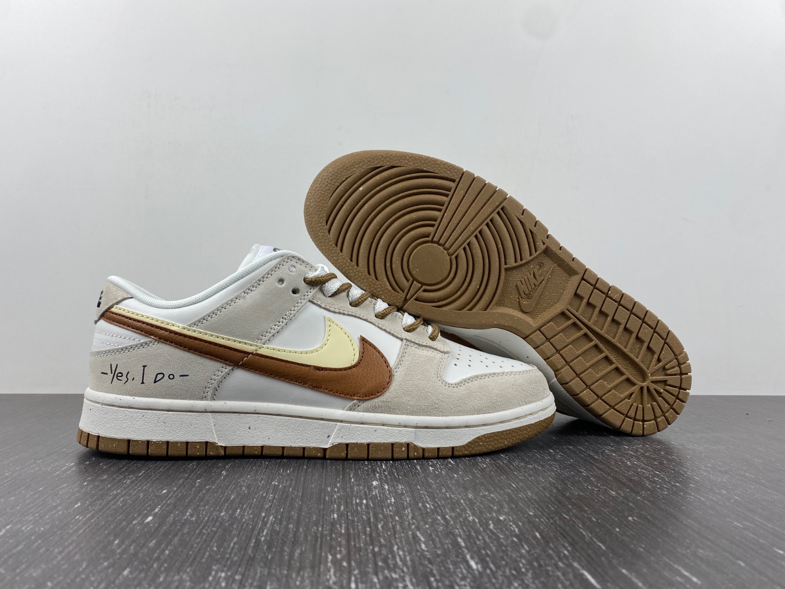 Nike Dunk Low DO9457-100-01